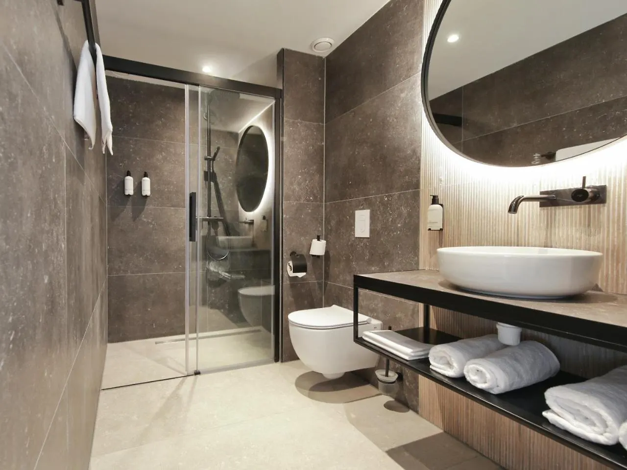 Boutique Hotel Hans - Amsterdam Schiphol Airport Badhoevedorp